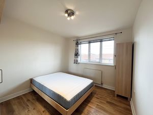 Photo 9- click for photo gallery